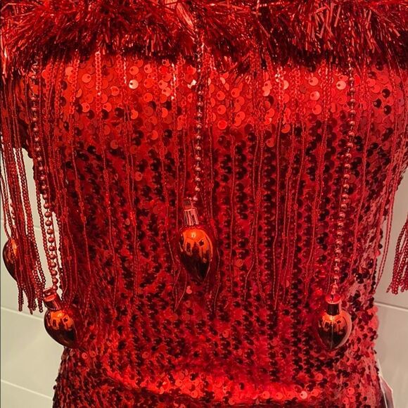 Love on a hanger Red Sequin Off-Shoulder 2pcs top & skirt - Picture 4 of 7